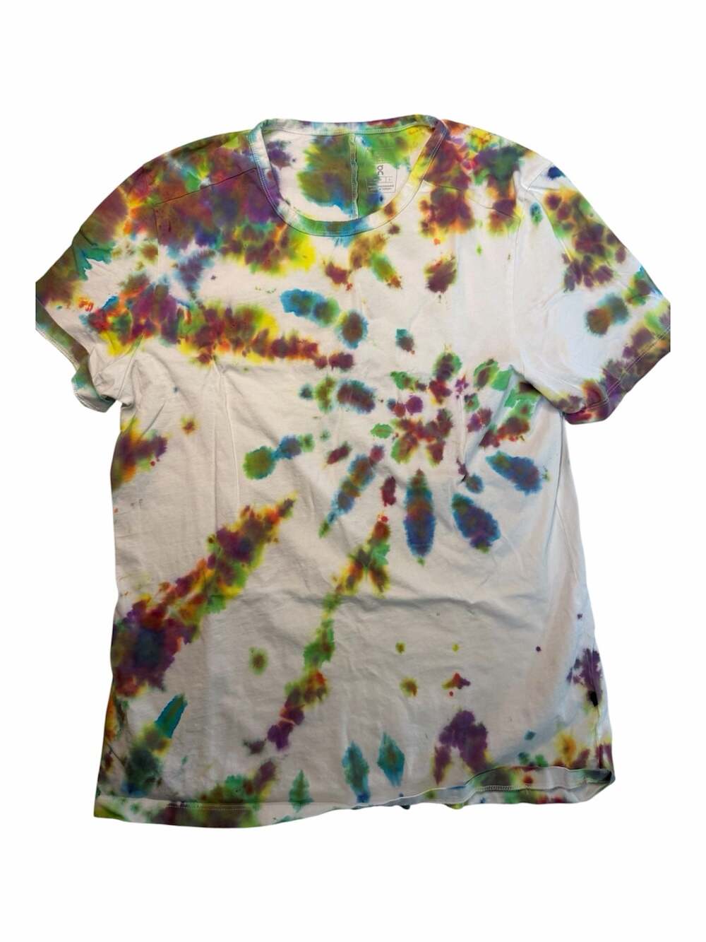 On Running On-T Men's Tie Dye Swiss Engineering Short Sleeve T-Shirt Size L